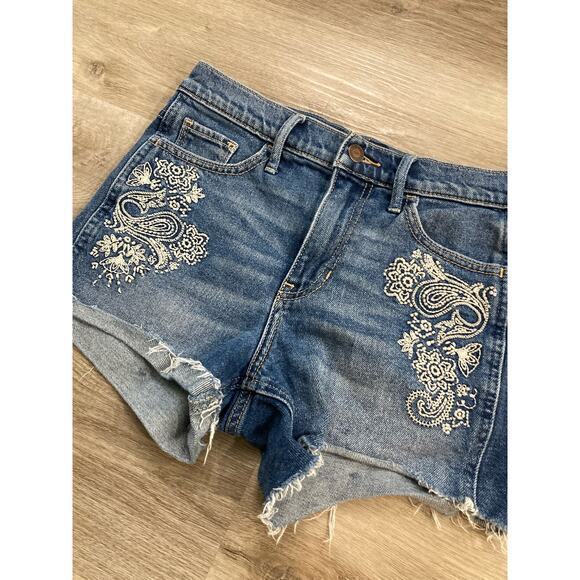 Hollister Women's High-Rise Denim Shorts Sz 1 Blue Floral Embroidered Distressed - Picture 11 of 12